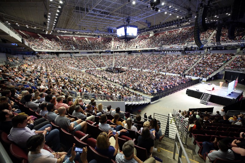 Wide shot of North Little Rock’s Verizon Arena filled with people