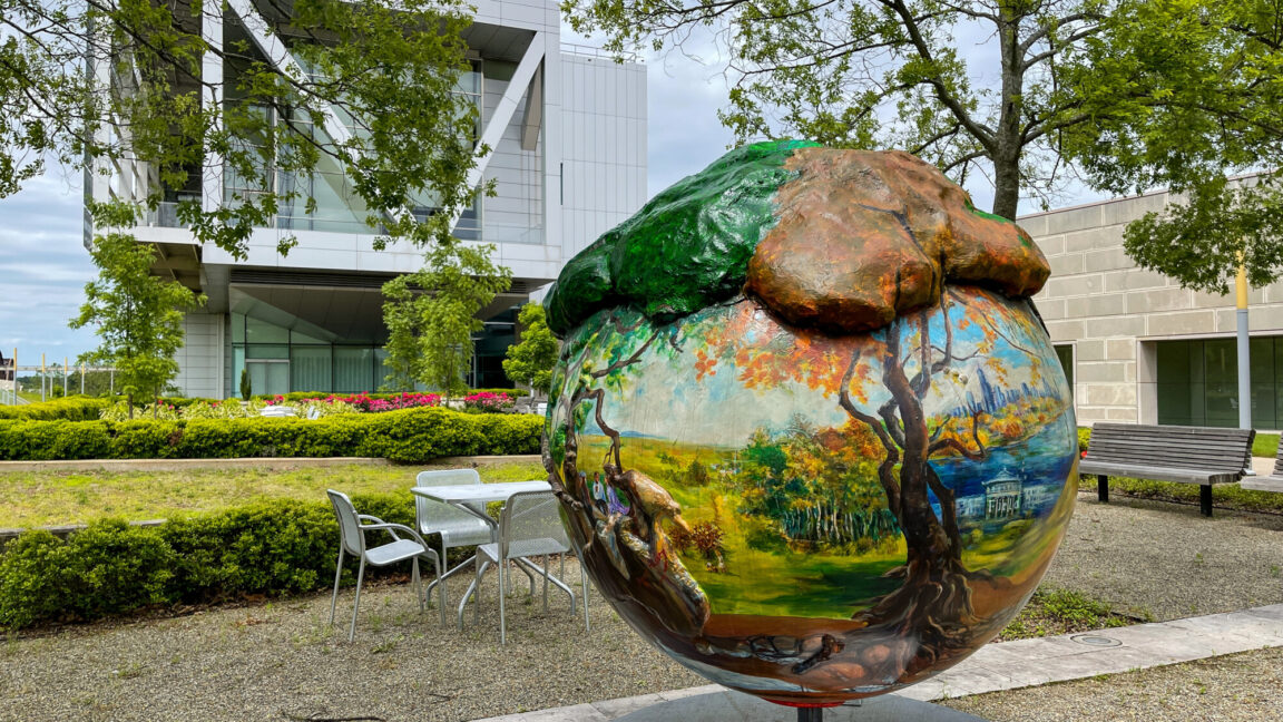 Globe art installation in front of the Clinton Presidential Center