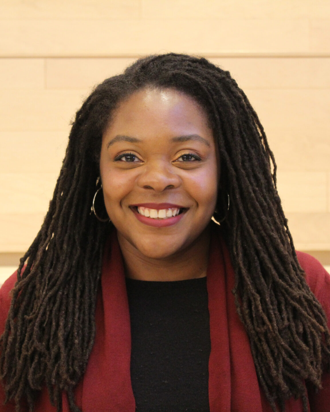 Headshot of Ragina Arrington