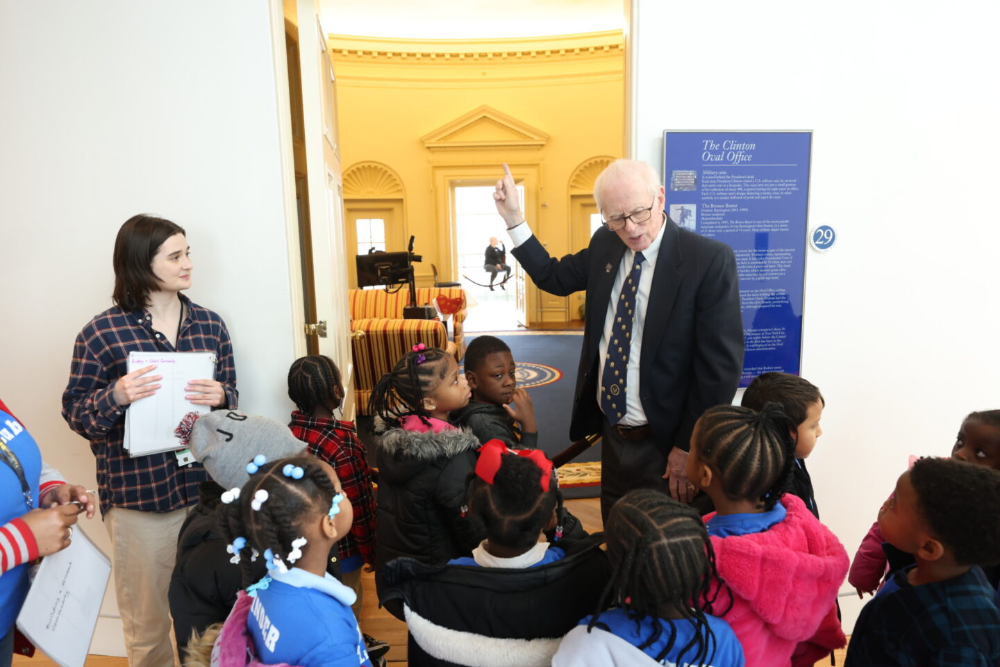 Elementary students touring the Clinton Center